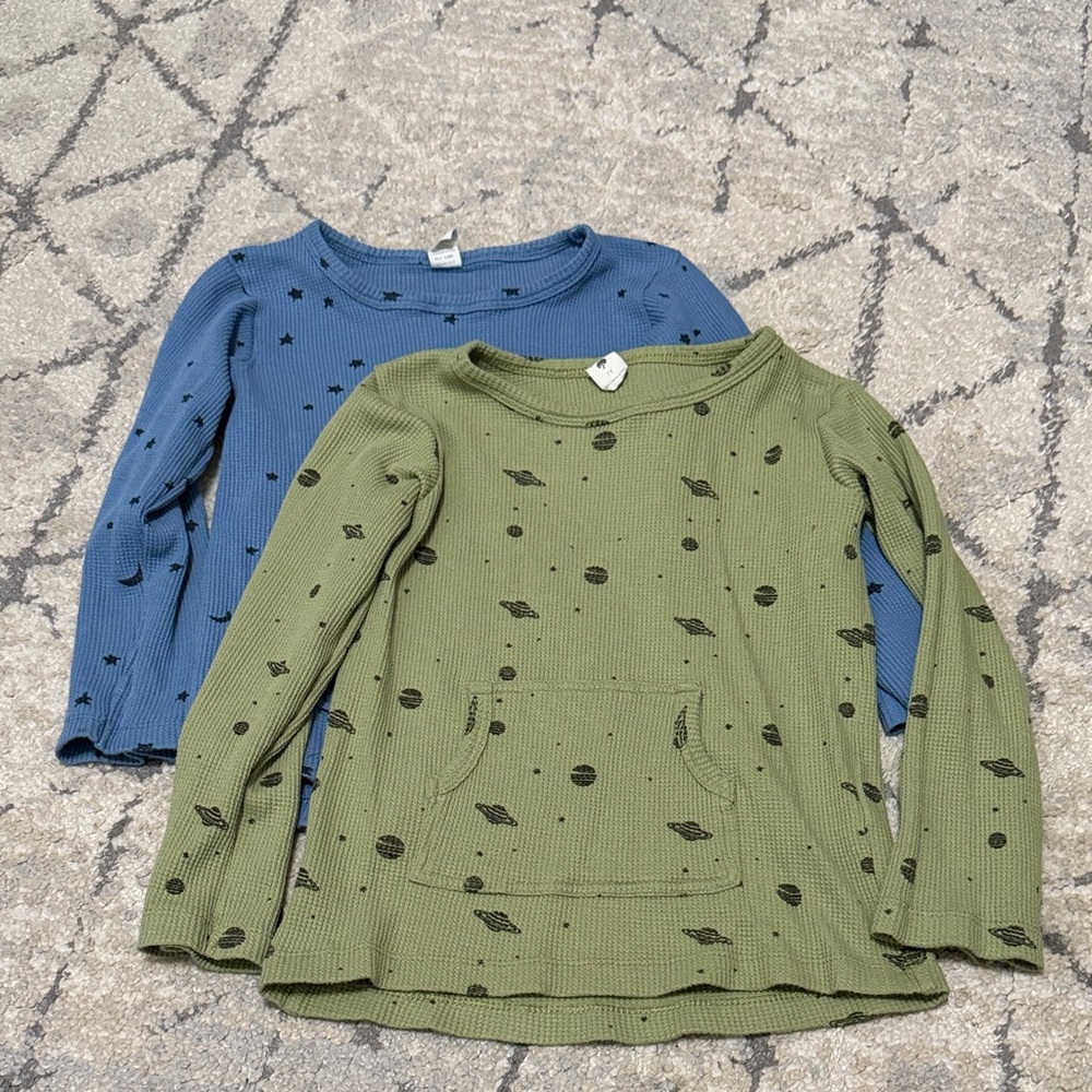 Kate Quinn Long Sleeve Star and Planet Tops - Blue and Green